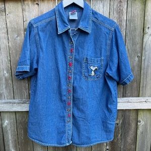 SOLD Vintage 90s Peanuts Embroidered Snoopy Button Up Shirt